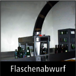 Flaschenabwurf